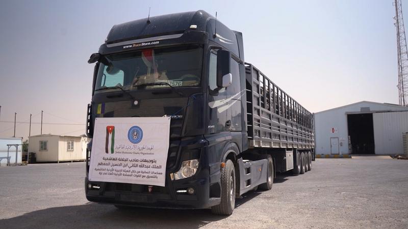 70 شاحنة مساعدات إنسانية من الأردن تصل غزة رابع أيام العيد