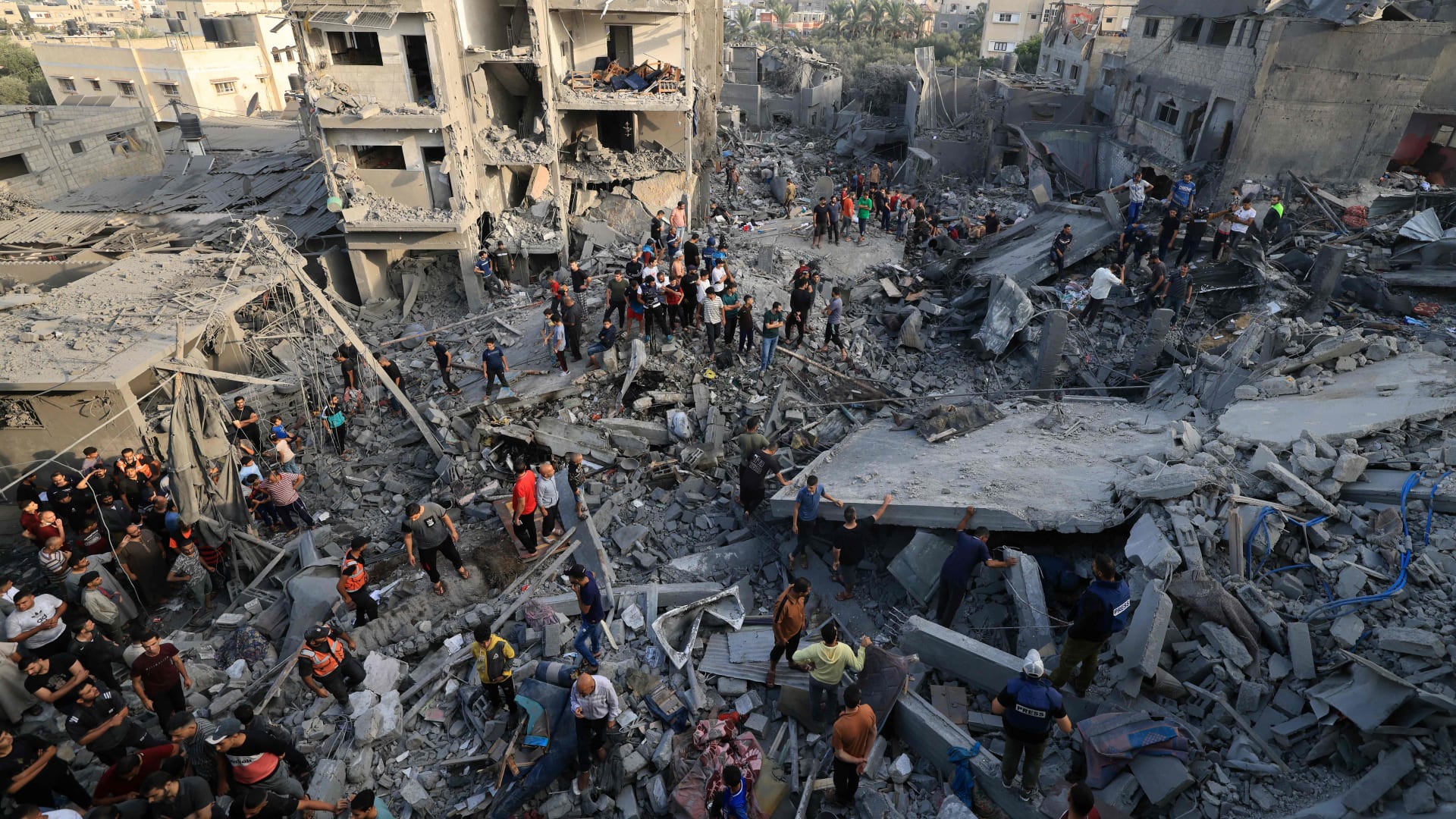 "إسرائيل" تستخدم قنابل أميركية موجهة لقتل المدنيين بغزة