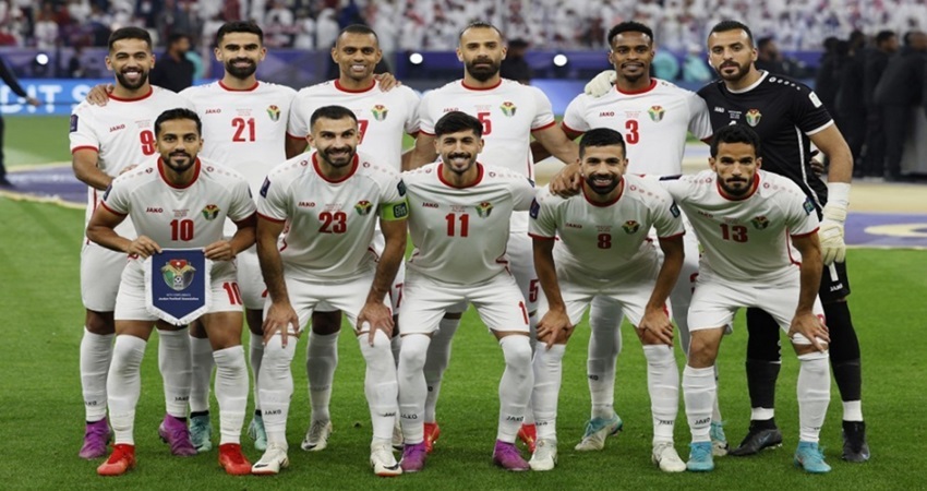 المنتخب الوطني يلتقي نظيره العماني بتصفيات كأس العالم اليوم